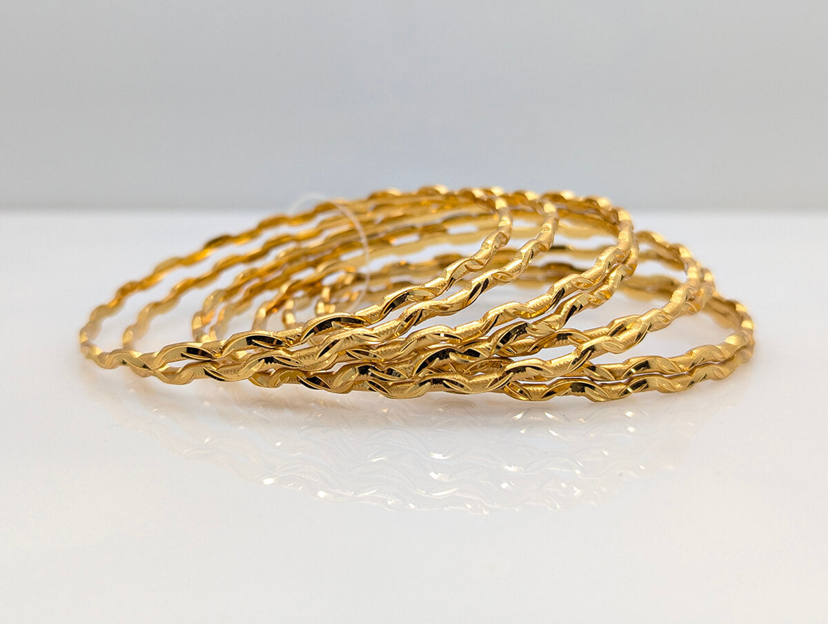Twisted Wave Gold Bangle Set – Lightweight Everyday Stack