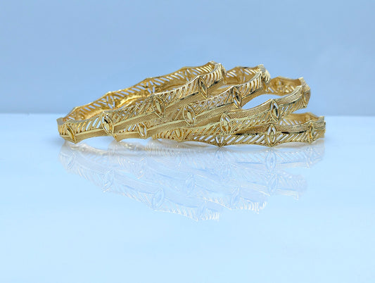 Antique Filigree Gold Bangle Set – Traditional Marquise Motif Design